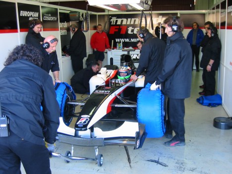 Bruni blev allerede i 2003-sæsonen kørt i stilling som ny kører, da han blev hentet ind som fredagstester
(Foto: European Minardi)